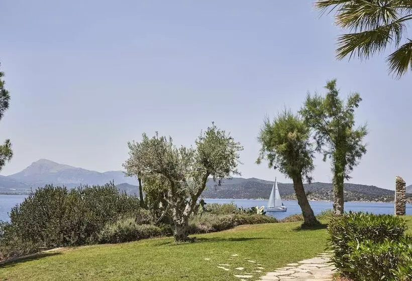 سوییت سینیور با چشم‌انداز دریا, Xenia Poros Image