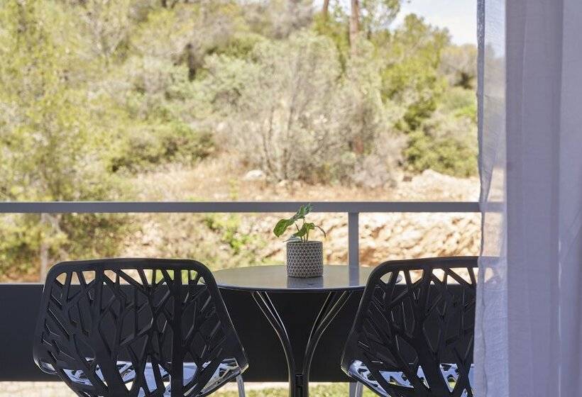 اتاق کلاسیک, Xenia Poros Image