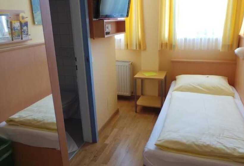 اتاق استاندارد یک نفره, Jufa Hotel Kaprun