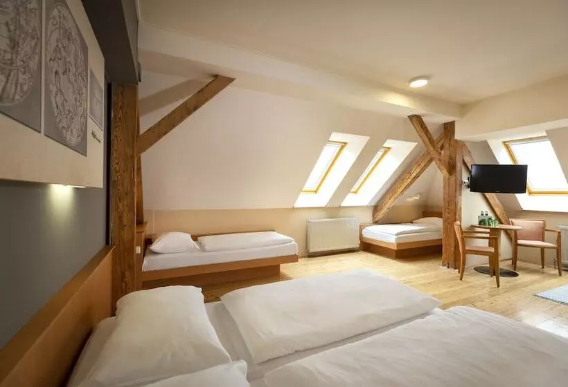 スタンダード４人部屋, Jufa Hotel Judenburg