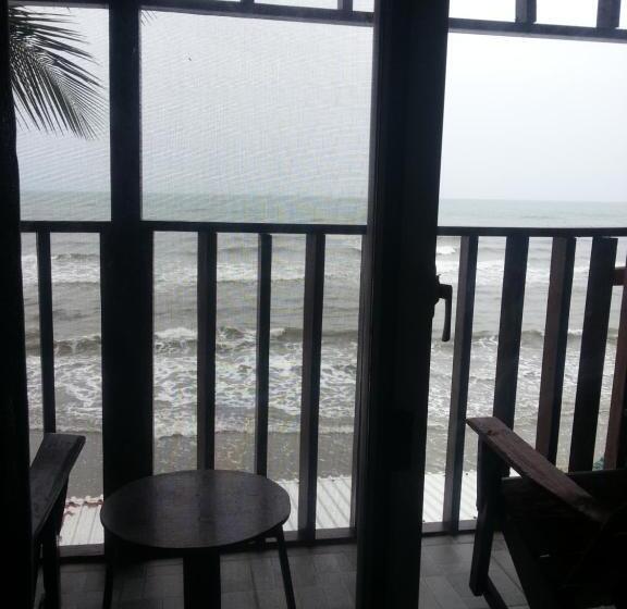 سوئیت با تخت بزرگ, La Delphina Bed And Breakfast Bar And Grill