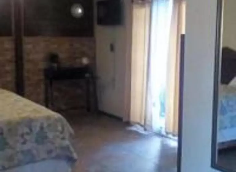 سوییت با چشم‌انداز دریا, La Delphina Bed And Breakfast Bar And Grill