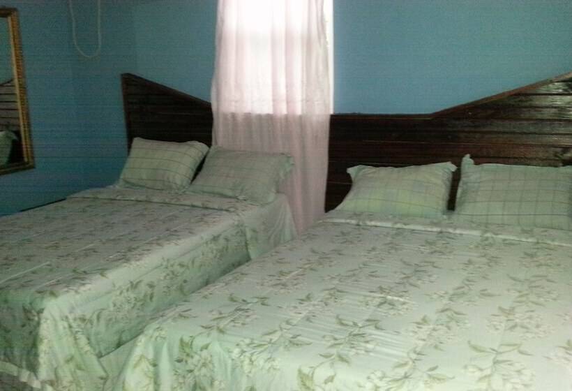 اتاق استاندارد, La Delphina Bed And Breakfast Bar And Grill