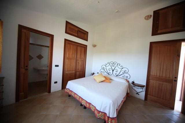 آپارتمان 2 خوابه با چشم‌انداز دریا, Residenza Capriccioli