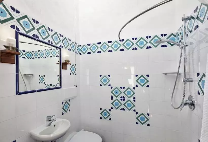 آپارتمان 2 خوابه با چشم‌انداز دریا, Residenza Capriccioli