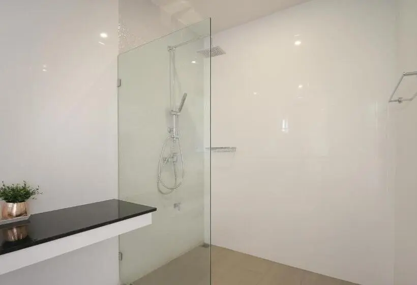 デラックスルーム, Akard Private Villas Sattahip