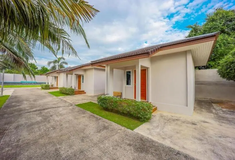 デラックスルーム, Akard Private Villas Sattahip