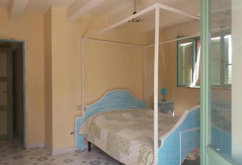 スタンダードルーム, Le Rondini