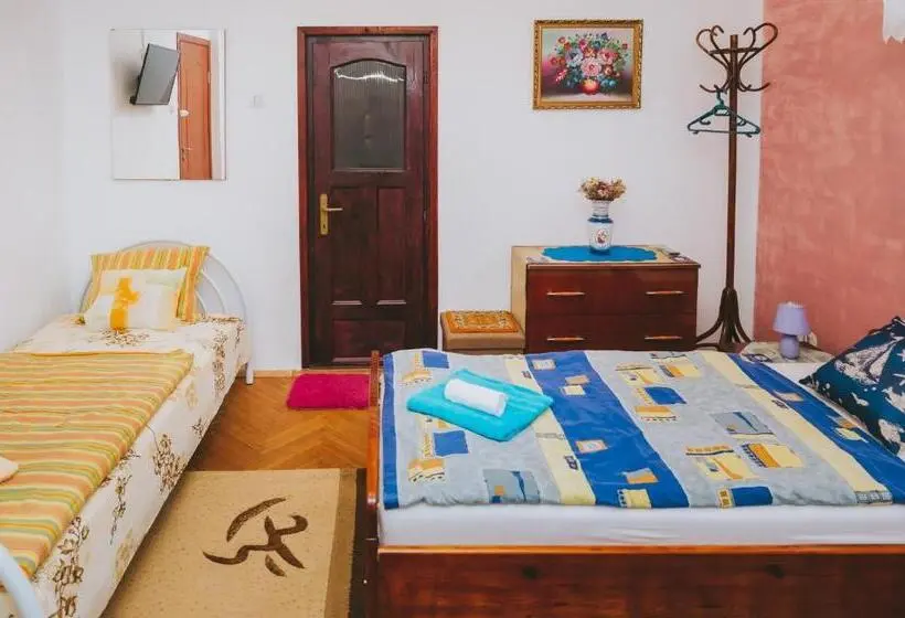 デラックスルーム, Casa Vinco Vici