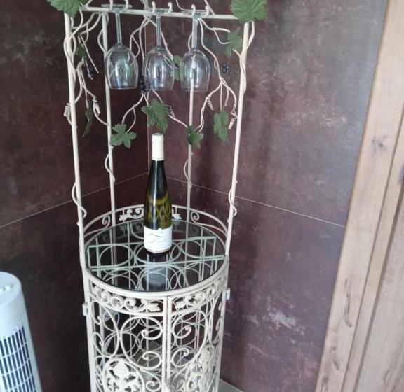 חדר משפחתי, Gites Ostheim