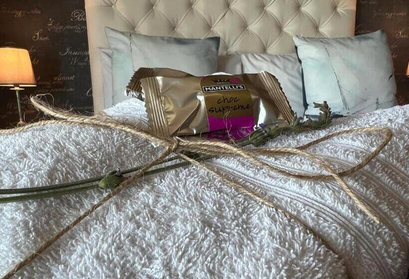 اتاق استاندارد با بالکن, Kalashe Bed & Breakfast