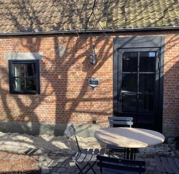 חדר סטנדרט לארבעה, B&b Sint Mariaburg