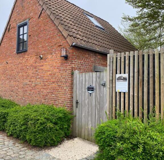 חדר סטנדרט לארבעה, B&b Sint Mariaburg