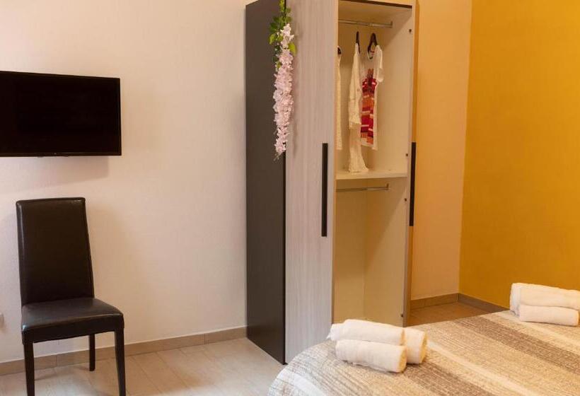 Quarto Estandar, Dimora Rossa