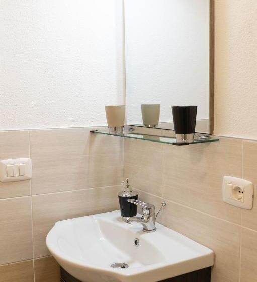 Quarto Estandar, Dimora Rossa