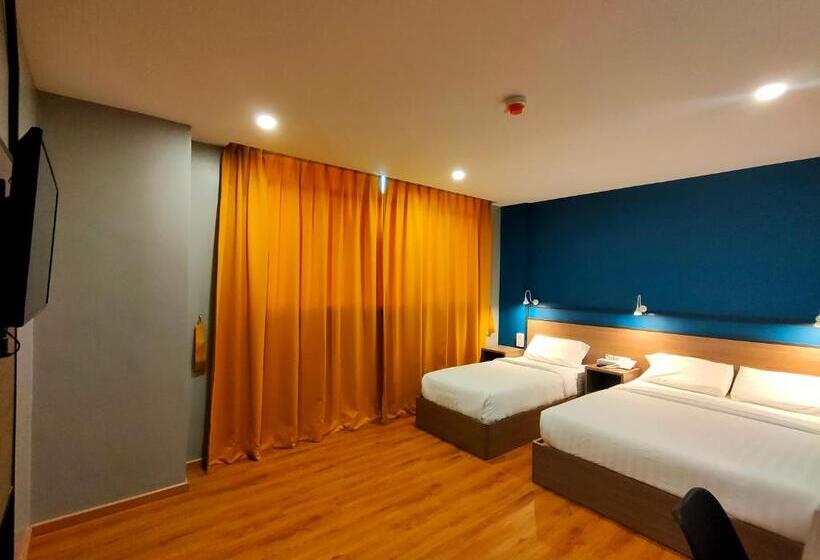 غرفة عائلية, Uptown