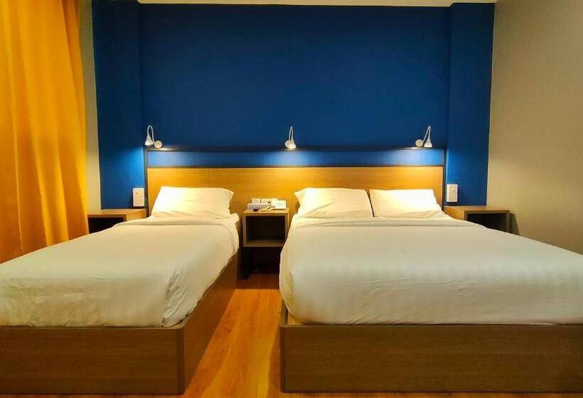 غرفة عائلية, Uptown