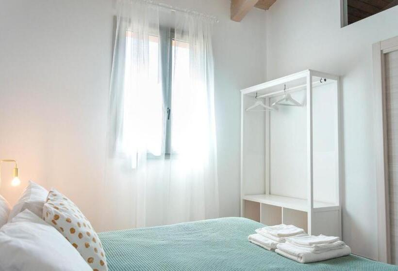 חדר סטנדרט נוף לגינה, La Silvana B&b