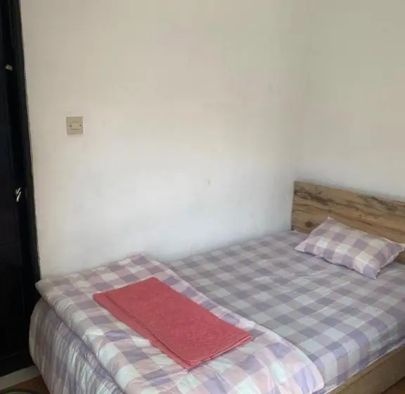 اتاق استاندارد, Asoka Guest House