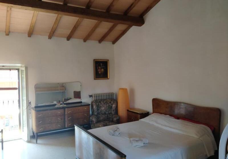 סוויטה משפחתית, La Casa Di Augusto