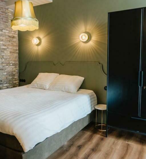 חדר דלוקס, In De Brouwerij