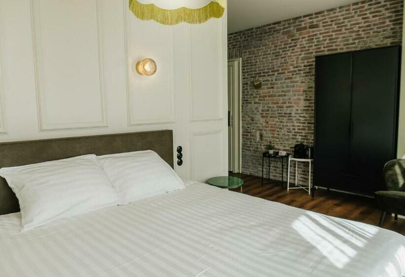 חדר דלוקס, In De Brouwerij