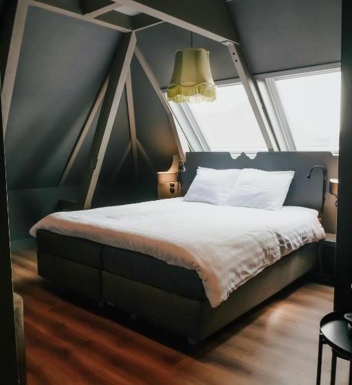 חדר סופריור, In De Brouwerij