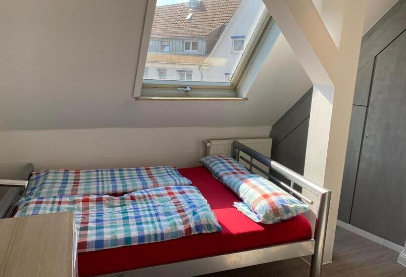 스탠다드 룸, Waldhorn