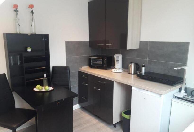 스탠다드 룸, Waldhorn