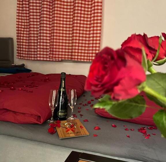 스탠다드 트리플 룸, Waldhorn