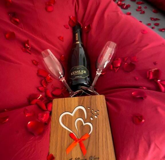 스탠다드 트리플 룸, Waldhorn