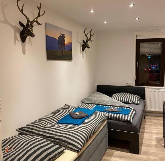 스탠다드 룸, Waldhorn