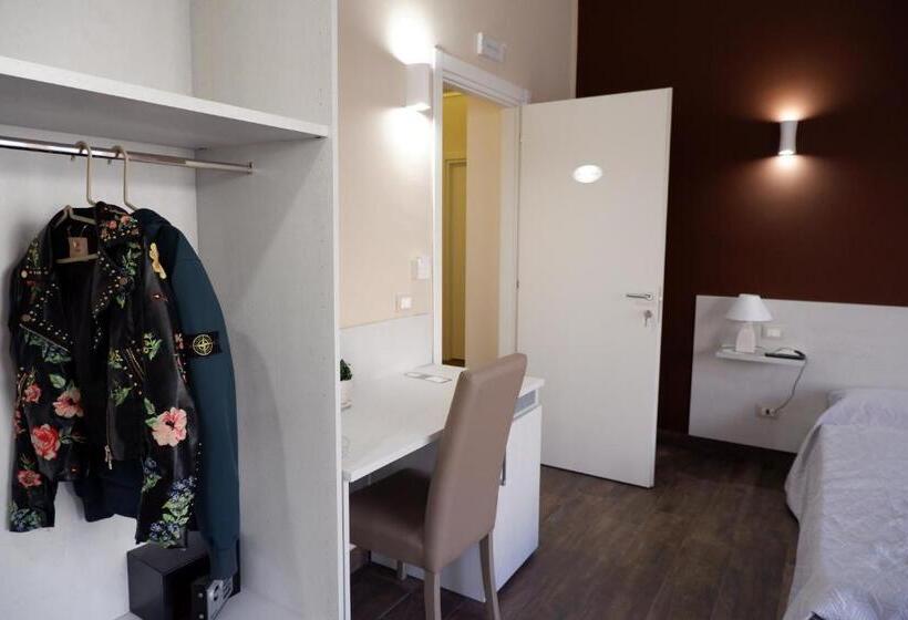 اتاق استاندارد با بالکن, B&b Leus Appartment