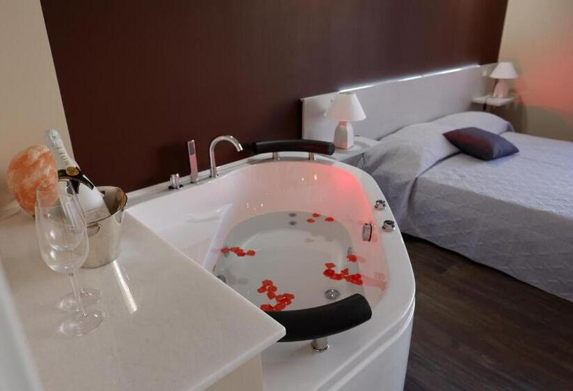 اتاق لوکس, B&b Leus Appartment