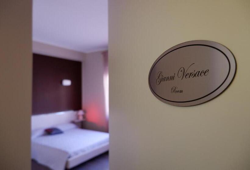 اتاق لوکس, B&b Leus Appartment