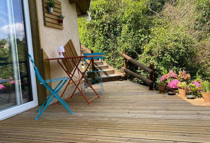 غرفة ديلوكس, La Chambre D Hotes De Marie Indépendante Et Sa Terrasse Avec Vue Panoramique Proche Alpes Mancelles