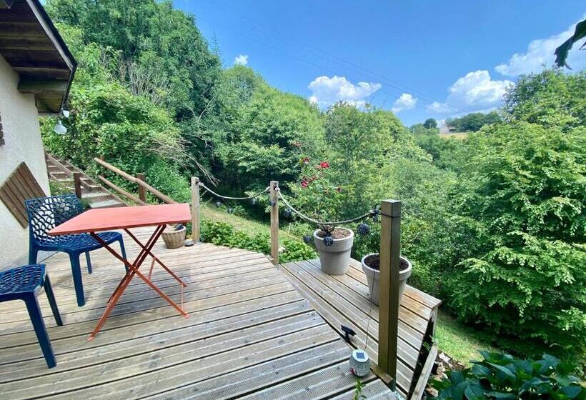 חדר דלוקס, La Chambre D Hotes De Marie Indépendante Et Sa Terrasse Avec Vue Panoramique Proche Alpes Mancelles