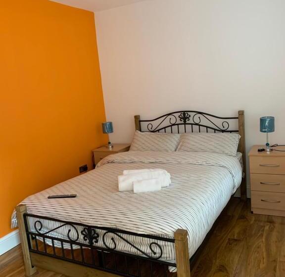 标准单人间, Grand Heights Luxury Suites