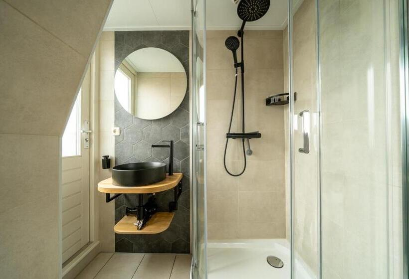 Quarto Triplo Economy, Hof Van Schoorl