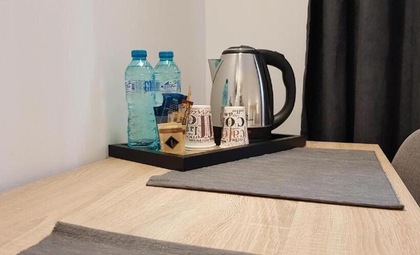 标准工作室, Hnl Apart