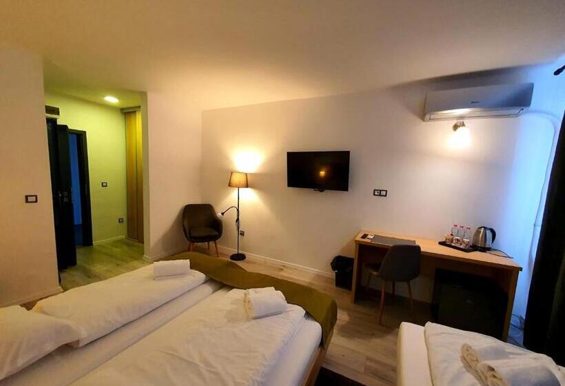 舒适三人间, Hnl Apart