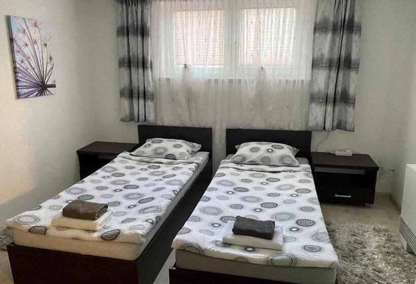 חדר סטנדרט, Riedwirtshaus