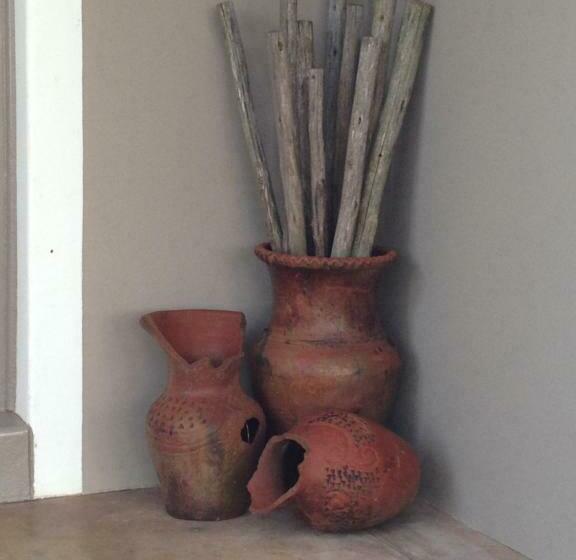 デラックストリプルルーム, Deo Resta Guest Lodge