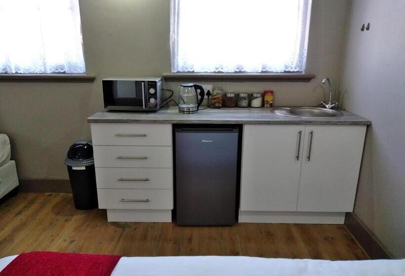 デラックスファミリールーム, Deo Resta Guest Lodge