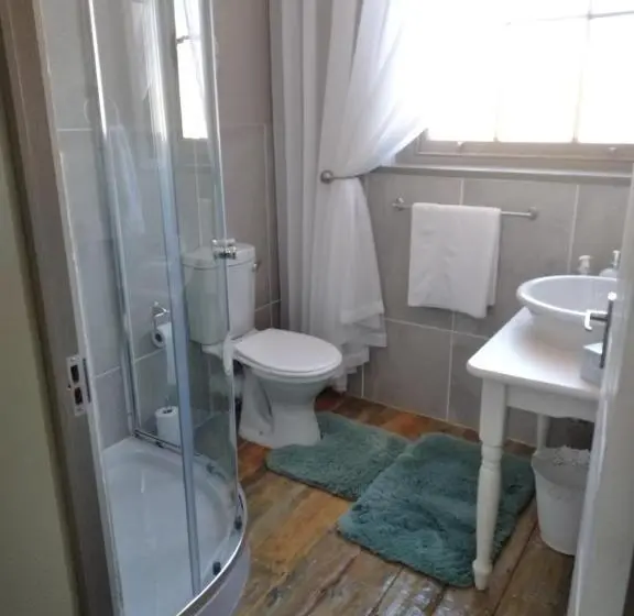 デラックスルーム, Deo Resta Guest Lodge