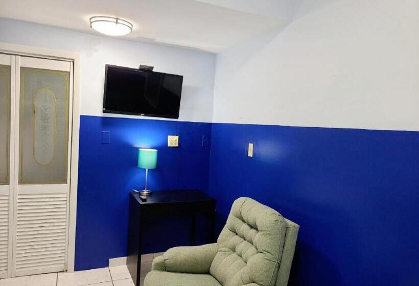 غرفة إقتصادية, La Casona Azul