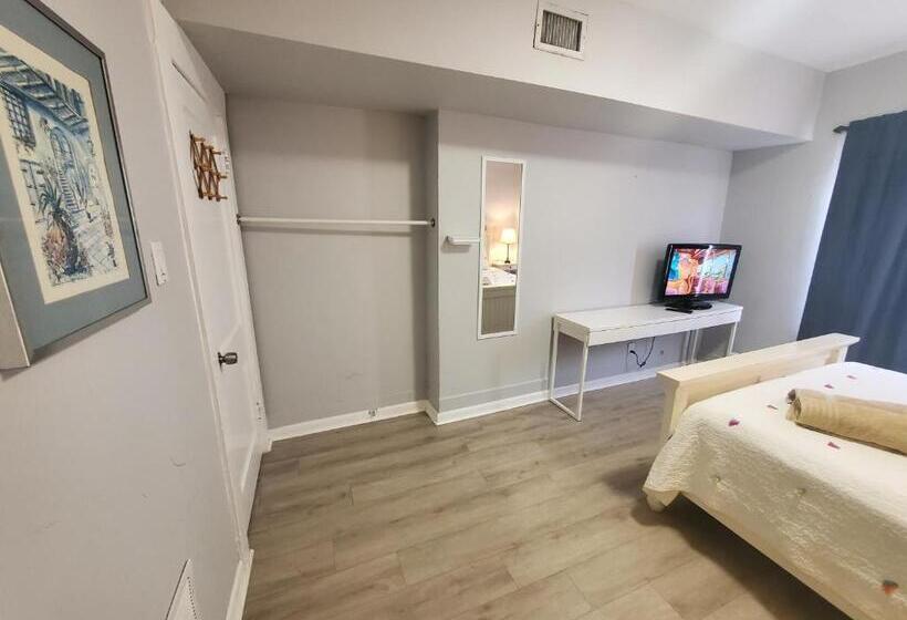 غرفة أساسية ثلاثية, La Casona Azul