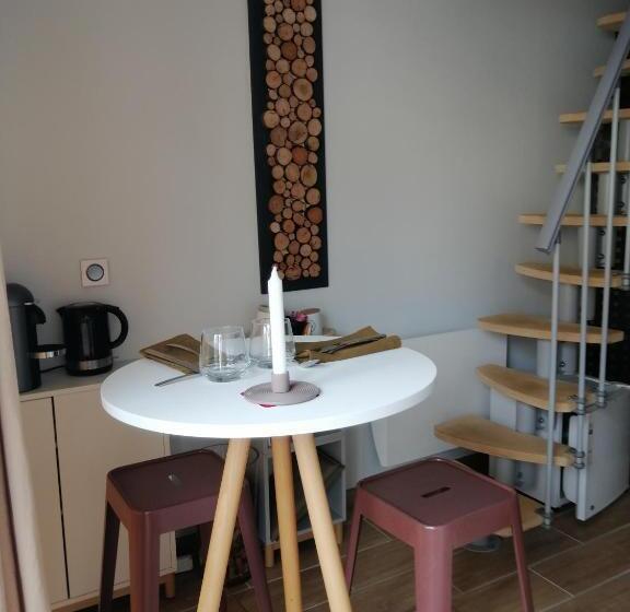 غرفة قياسية مزوَّدة بجاكوزي, Le Clos Du 51   Chambres D Hôtes