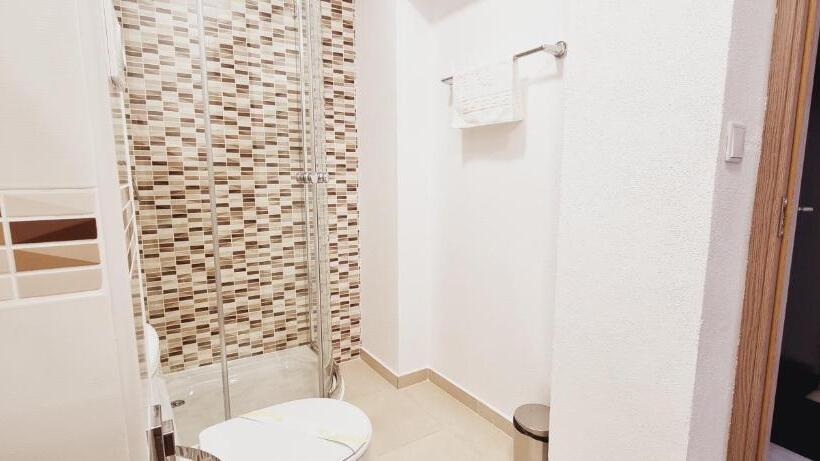 디럭스 룸, Lindenhaus