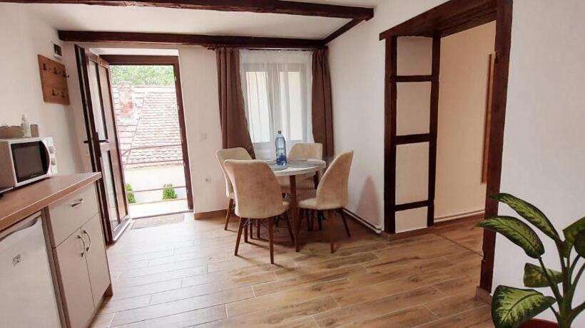 침실 1개 아파트, Lindenhaus